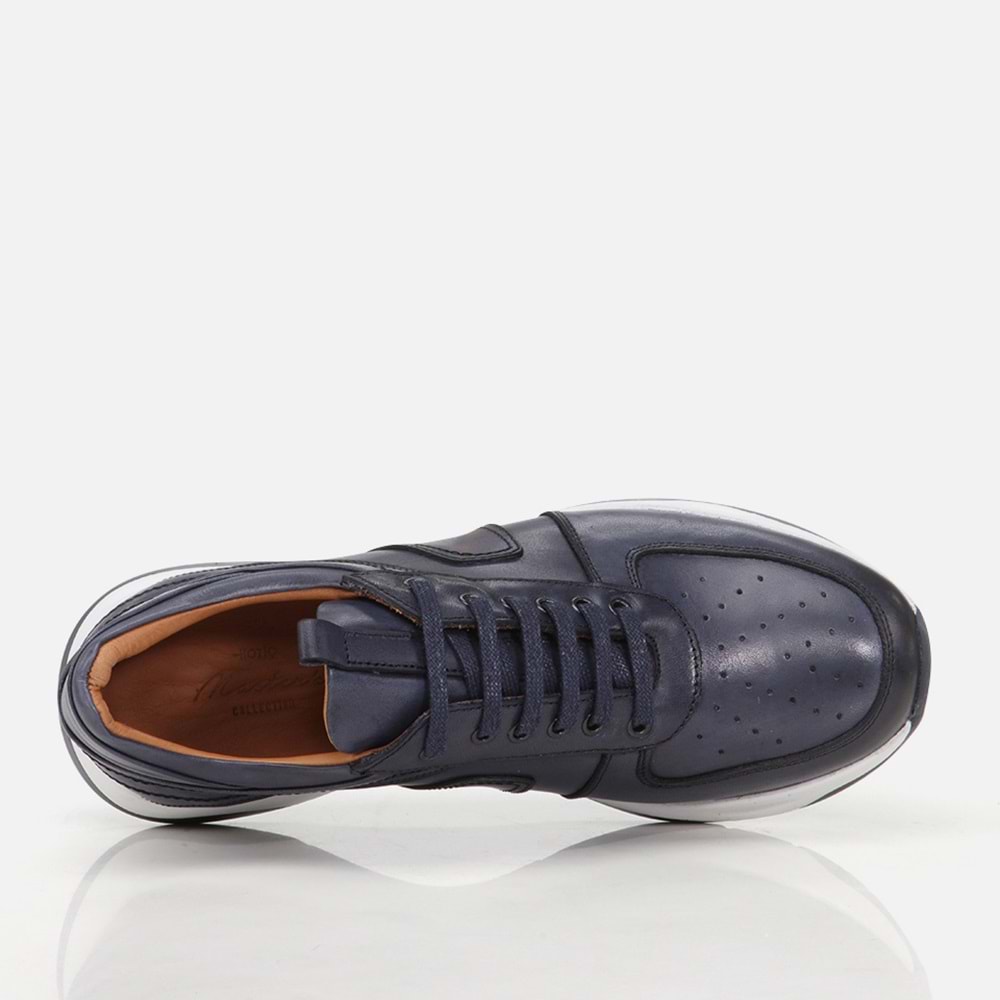 02AYH52921 - LACI - 44