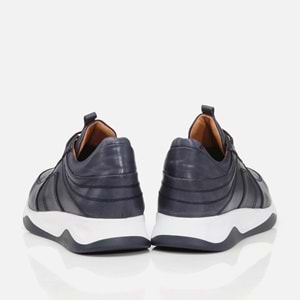 02AYH52921 - LACI - 44